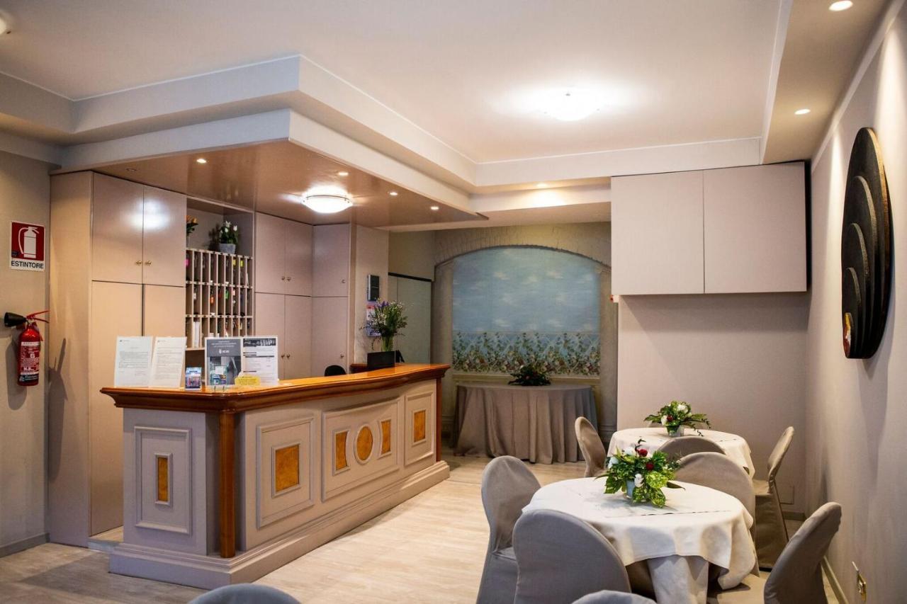 Hotel Astor Piacenza Eksteriør billede